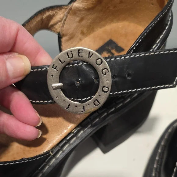 VINTAGE John Fluevog Black Leather Mary Jane Platform Heels with White Stitching - Picture 8 of 15